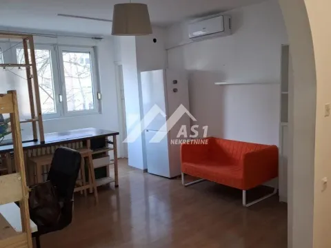 Izdavanje, dvosoban stan, 66m², Kej, Novi Sad Sve Podlokacije - image 1