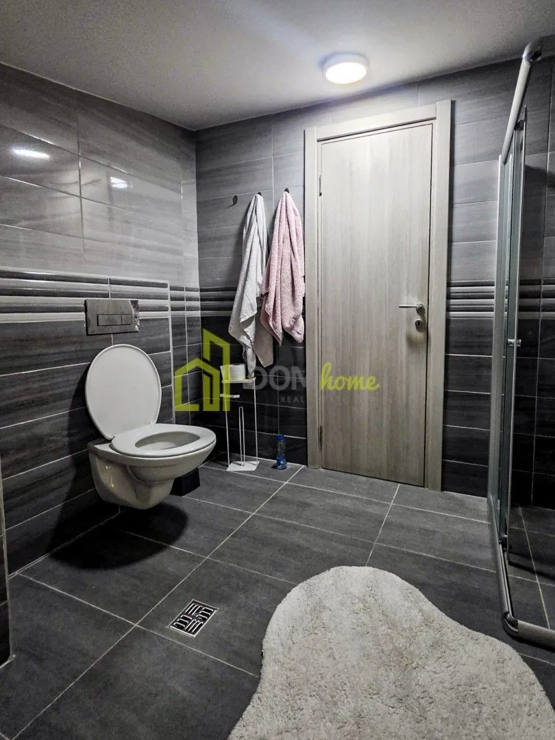 Rent, four bedroom apartment, 160m², Stari Aerodrom, Podgorica