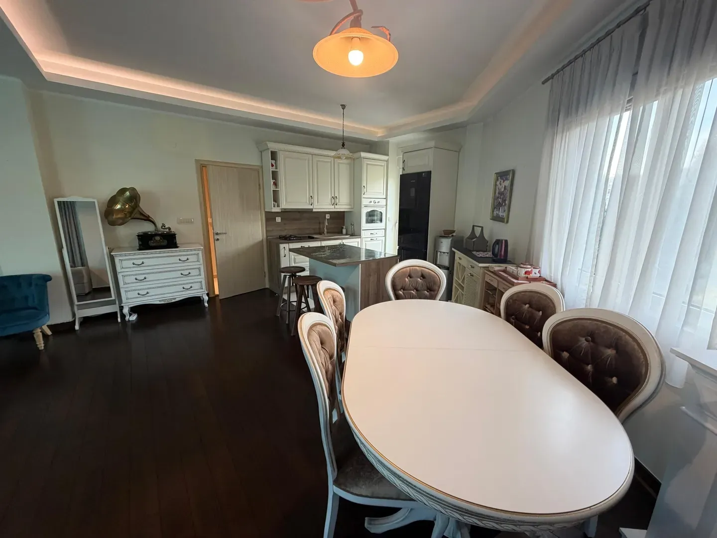 Sale, two bedroom apartment, 89m², Bečići, Budva