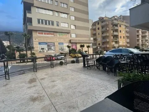 Sale, two bedroom apartment, 80m², Dubovica, Budva - image 2