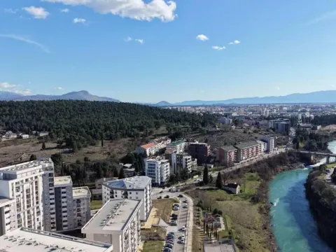 Rent, one bedroom apartment, 46m², City Kej, Podgorica - image 10