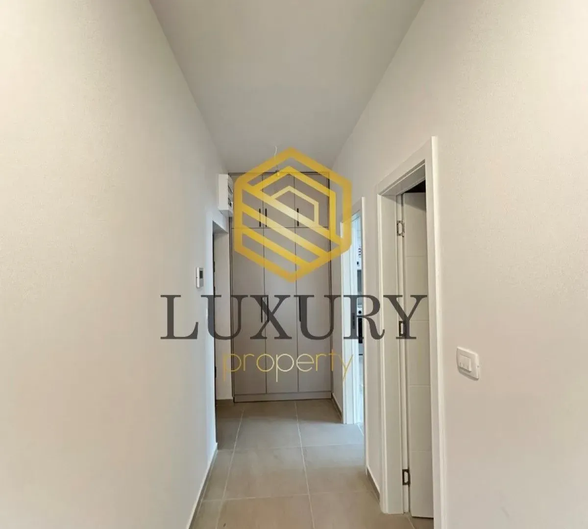 Izdavanje, dvosoban stan, 66m², Zabjelo, Podgorica