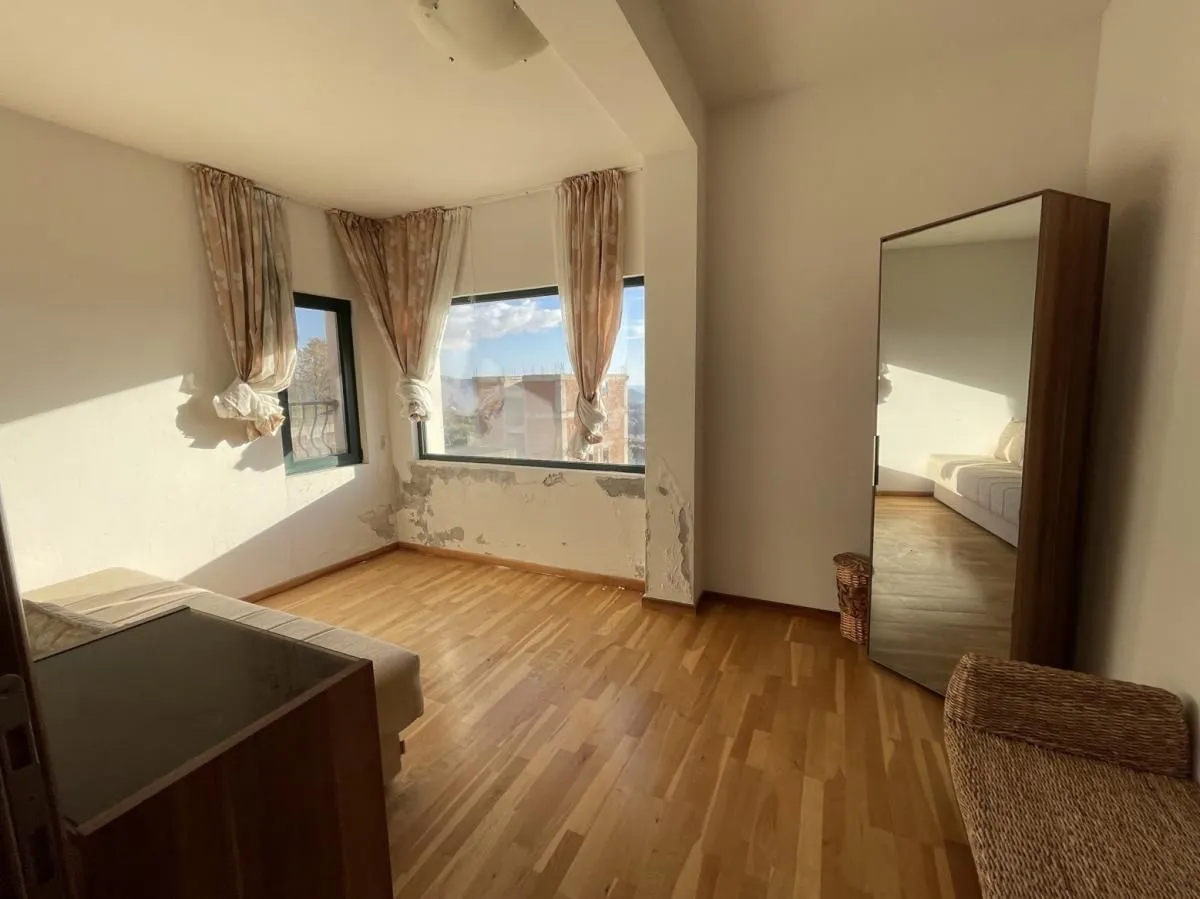 Prodaja, kuća, 201m², Topla, Herceg Novi