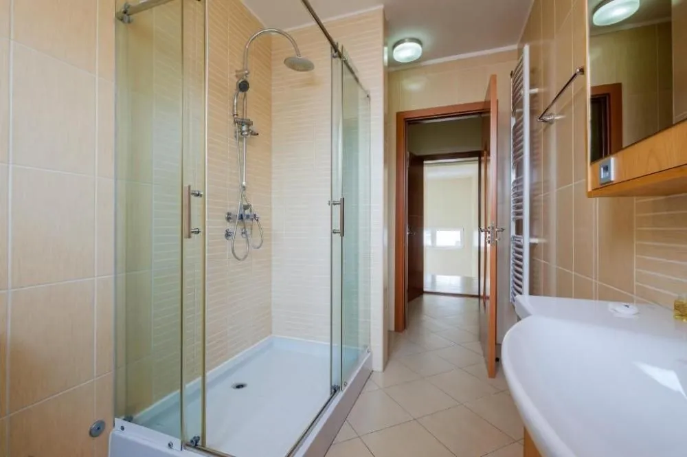 Sale, one bedroom apartment, 33m², Autokomanda, Voždovac Sve Podlokacije