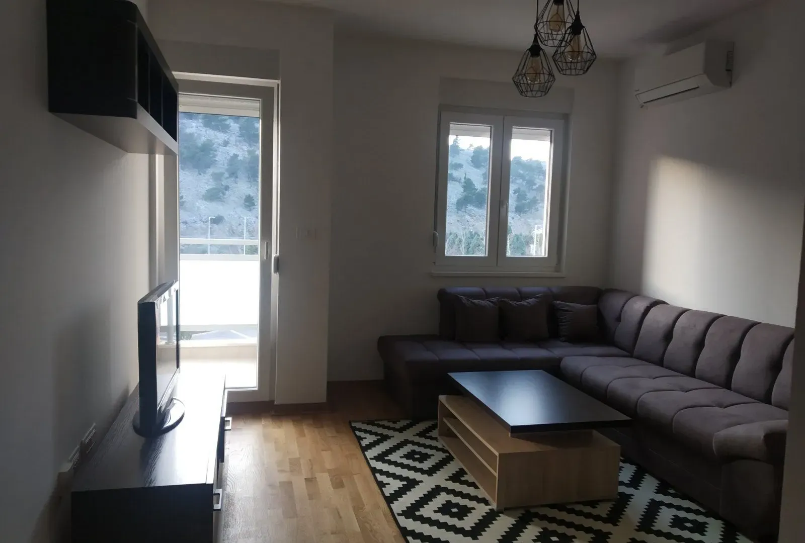 Rent, one bedroom apartment, 45m², City Kej, Podgorica