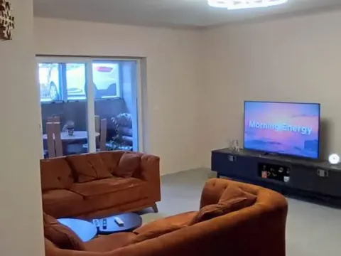 Prodaja, dvosoban stan, 75m², Momišići, Podgorica - image 2