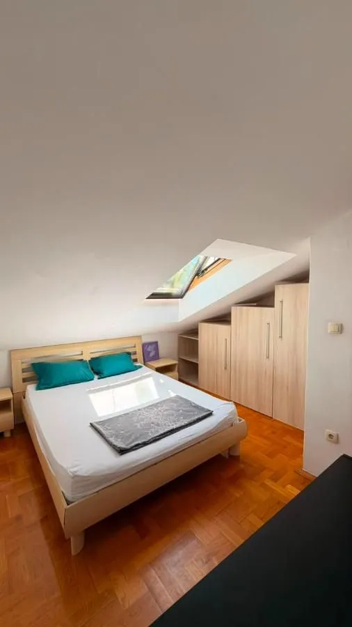 Rent, one bedroom apartment, 40m², Vezirov Most, Podgorica