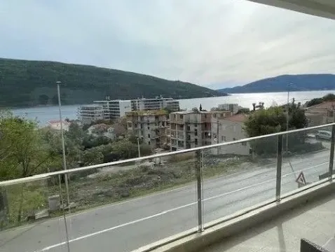 Izdavanje, dvosoban stan, 120m², Kumbor, Herceg Novi - image 9