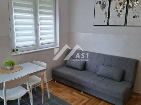 Rent, one bedroom apartment, 35m², Bulevar Evrope, Novi Sad Sve Podlokacije - image 2