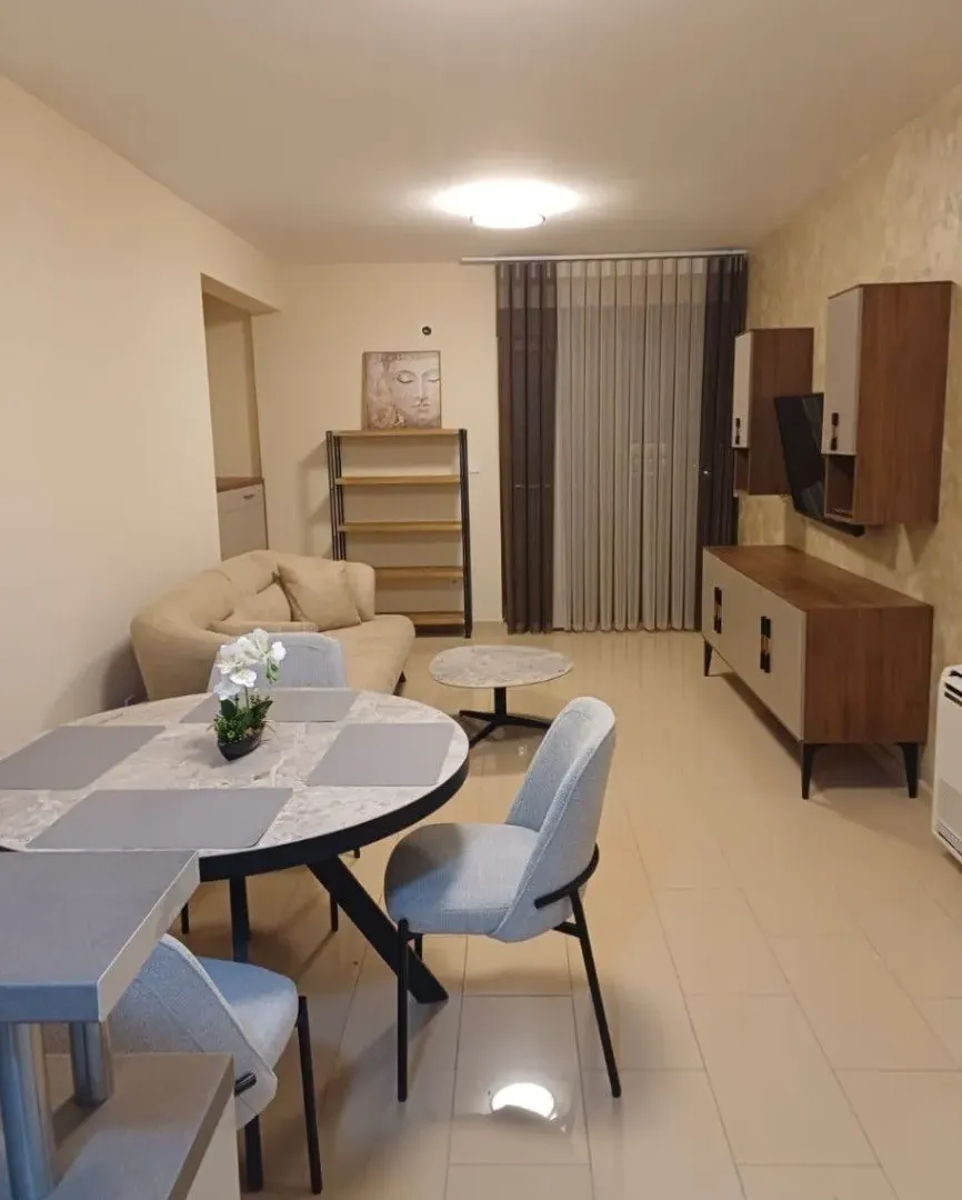 Prodaja, trosoban stan, 86m², Radanovići, Kotor