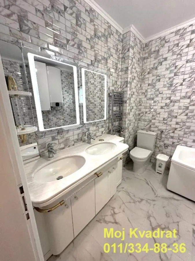 Prodaja, kuća, 364m², Banovo Brdo, Beograd