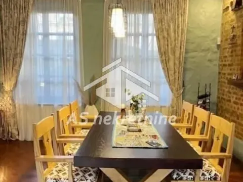 Izdavanje, kuća, 367m², Jajinci, Voždovac Sve Podlokacije - image 6