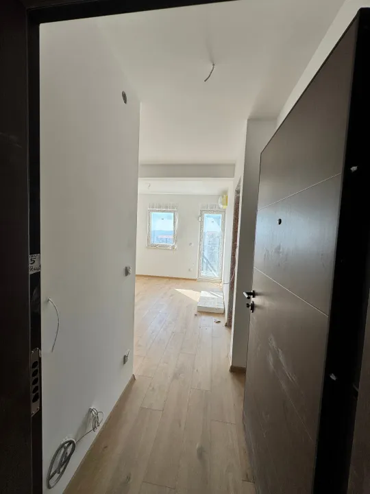 Prodaja, dvosoban stan, 37m², Kaluđerica, Beograd