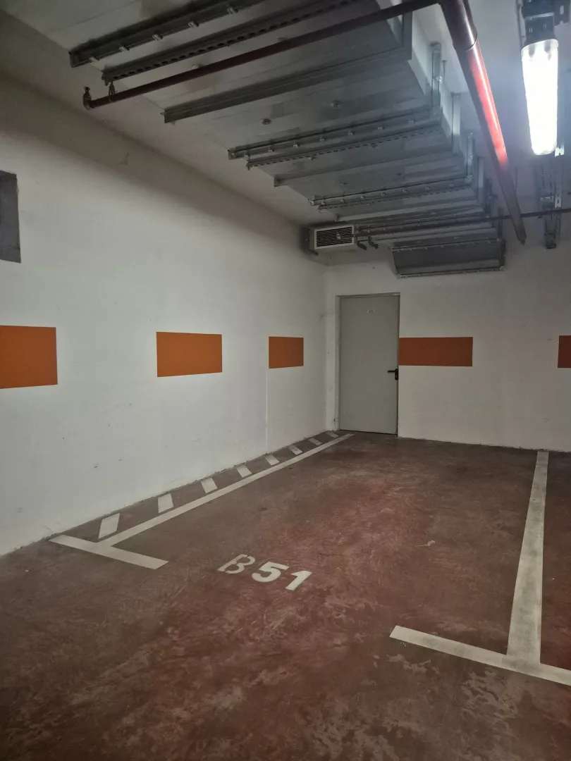 Rent, parking/garage, 14m², Kod Capital Plaze, Podgorica