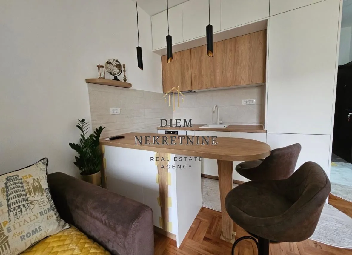Izdavanje, garsonjera, 26m², Popovići, Bar