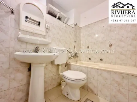 Sale, three bedroom apartment, 82m², Centar, Kotor - image 3