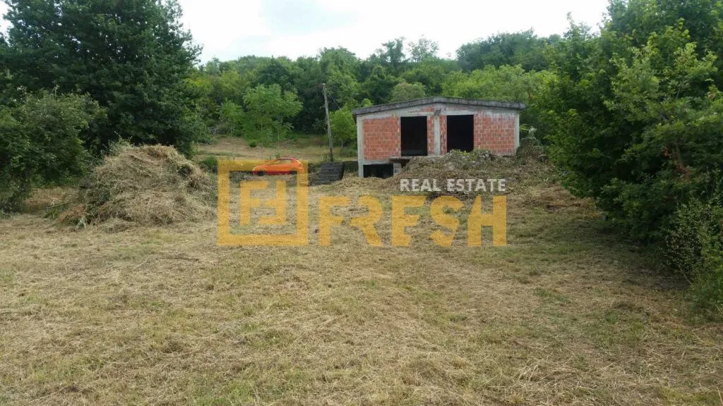 Prodaja, plac, 1300m², Danilovgrad, Crna Gora