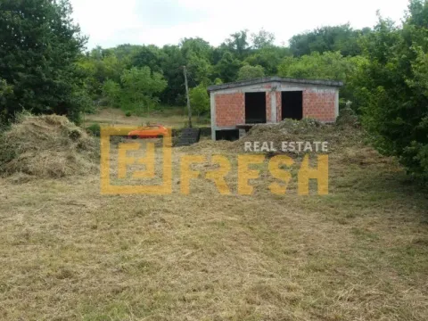 Sale, land lot, 1300m², Danilovgrad, Crna Gora