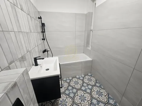 Prodaja, trosoban stan, 85m², Stari grad, Novi Sad - image 15