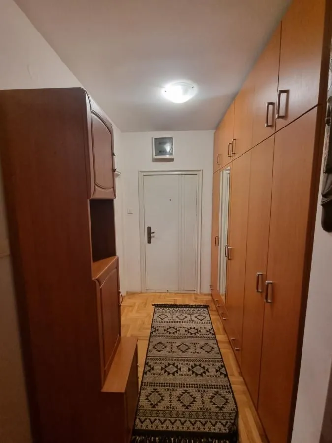 Rent, studio apartment, 30m², Grbavica, Novi Sad Sve Podlokacije
