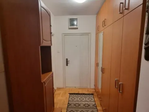 Izdavanje, garsonjera, 30m², Grbavica, Novi Sad Sve Podlokacije - image 8