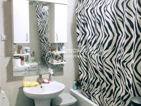 Sale, two bedroom apartment, 57m², Vidikovački venac, Rakovica - image 6