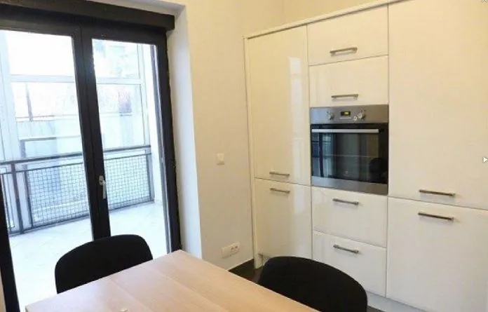Rent, house, 550m², Autokomanda, Voždovac Sve Podlokacije