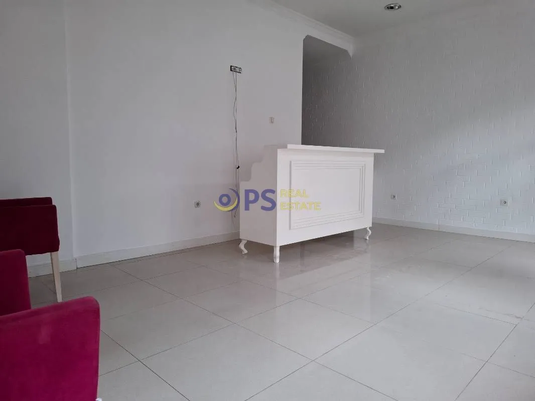 Rent, office space, 75m², Bar, Crna Gora