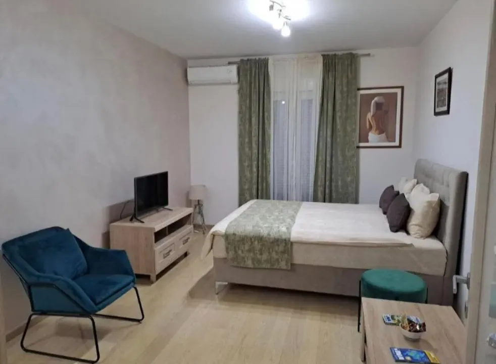 Rent, studio apartment, 32m², City Kvart, Podgorica