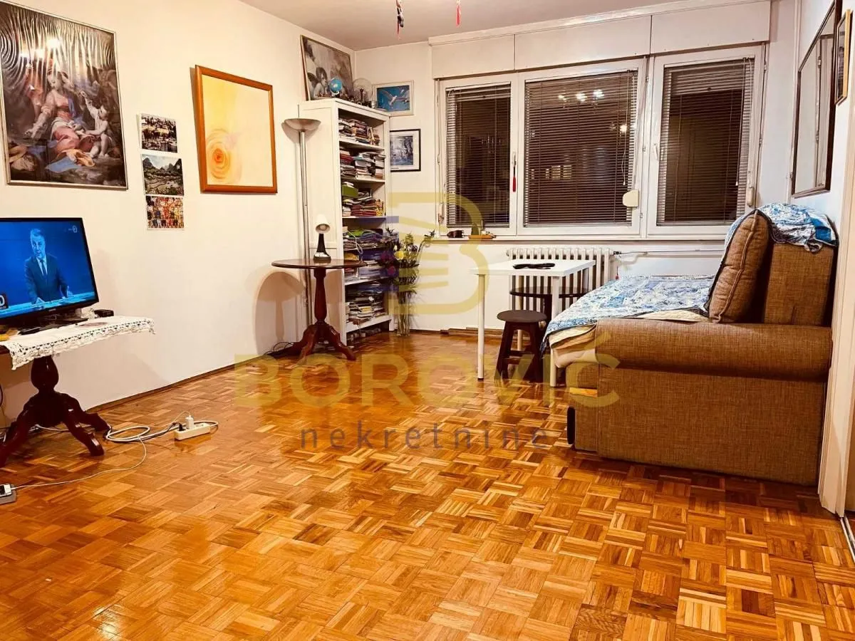 Prodaja, trosoban stan, 101m², Žarkovo, Beograd