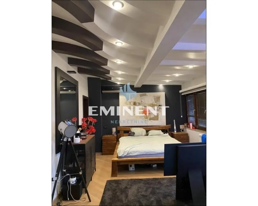 Rent, three bedroom apartment, 165m², Vračar Hram, Vračar Sve Podlokacije