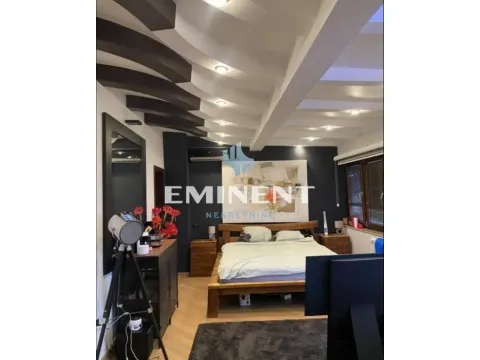 Izdavanje, trosoban stan, 165m², Vračar Hram, Vračar Sve Podlokacije - image 10