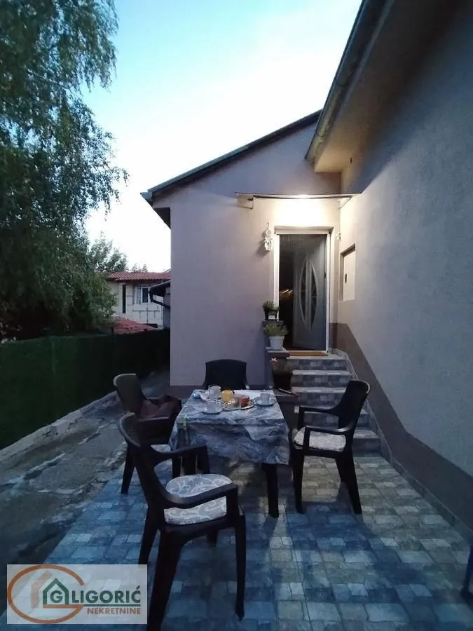 Sale, house, 80m², Cvetkova Pijaca, Zvezdara Sve Podlokacije