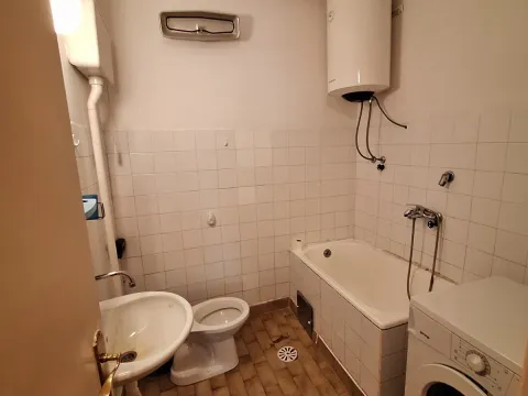 Prodaja, jednosoban stan, 44m², Pobrežje, Podgorica - image 8