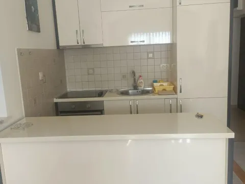 Rent, one bedroom apartment, 45m², Baošići, Herceg Novi - image 4