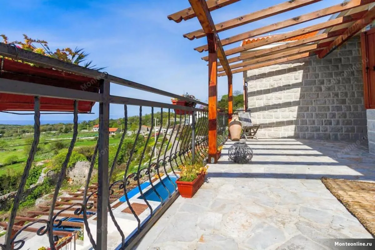 Sale, house, 220m², Zagora, Kotor