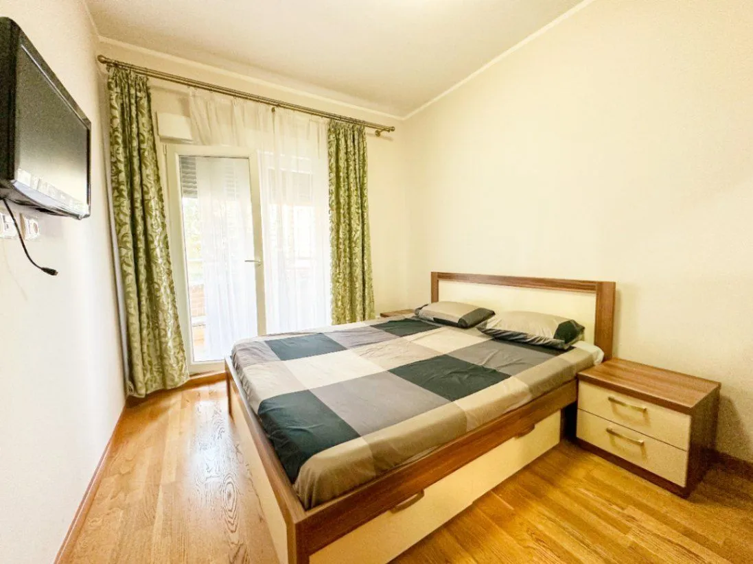 Izdavanje, jednosoban stan, 51m², City Kvart, Podgorica