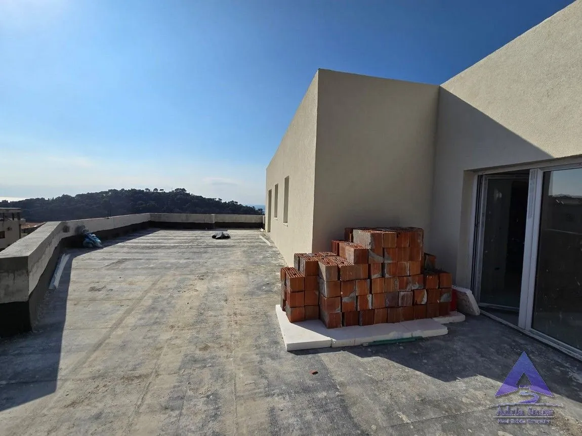 Sale, two bedroom apartment, 75m², Petrovac, Budva