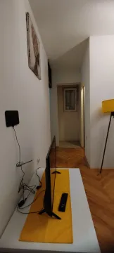 Izdavanje, garsonjera, 30m², Centar, Cetinje - image 6