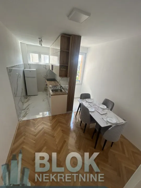 Izdavanje, dvosoban stan, 70m², Gintaš, Podgorica