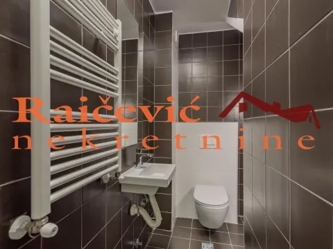 Sale, four bedroom apartment, 135m², Pančevo, Srbija - image 10