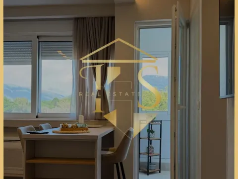 Rent, one bedroom apartment, 45m², Centar, Tivat - image 8