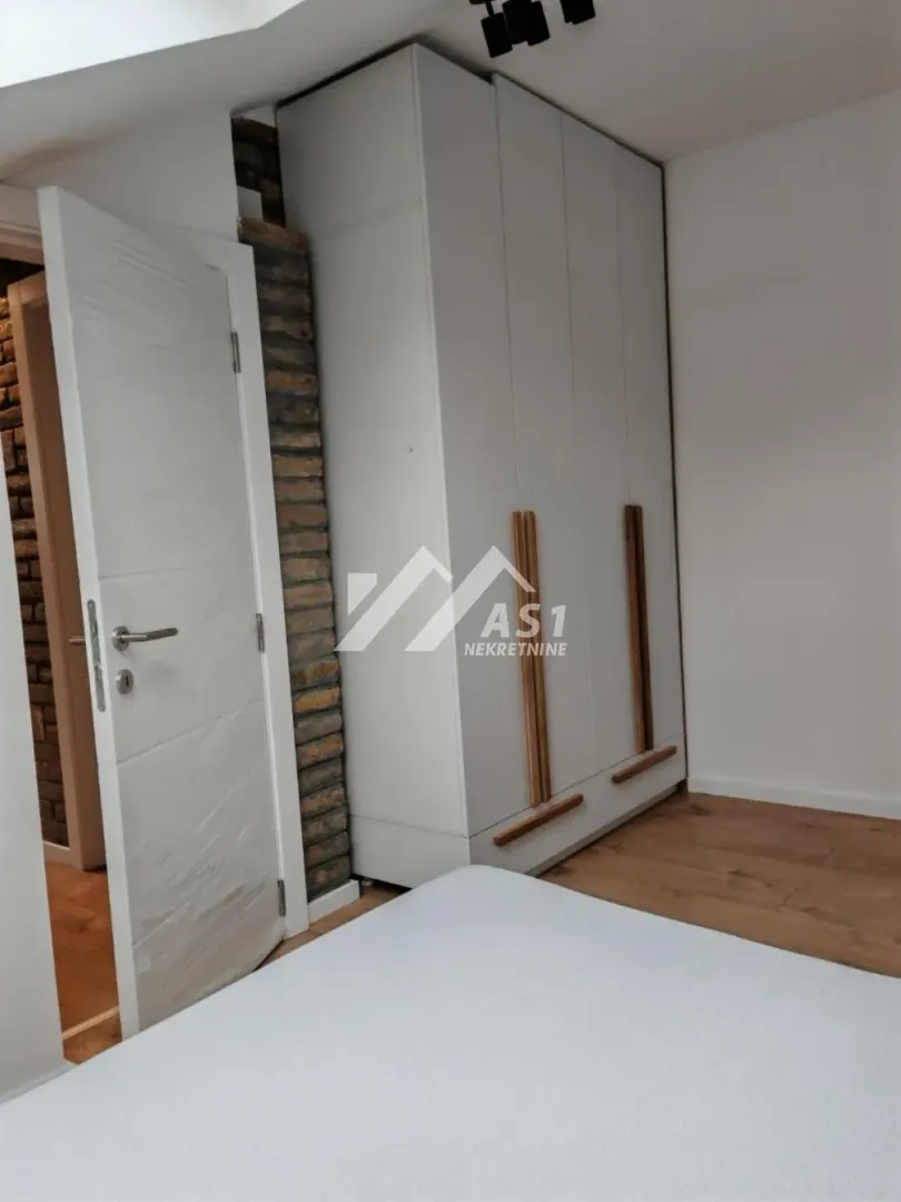 Rent, one bedroom apartment, 37m², Bulevar Oslobodjenja, Novi Sad Sve Podlokacije
