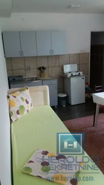 Prodaja, kuća, 300m², Sutomore, Bar