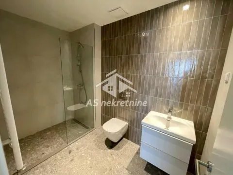 Rent, three bedroom apartment, 94m², Savski Venac, Beograd - image 18