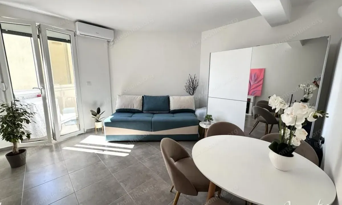 Prodaja, garsonjera, 34m², Igalo, Herceg Novi