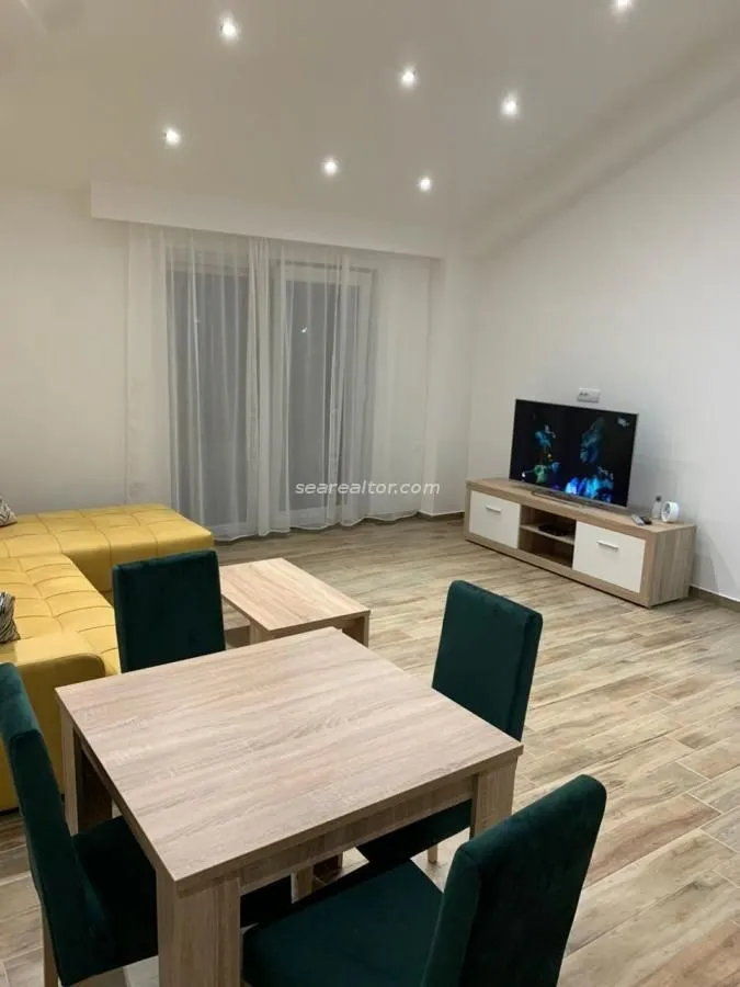 Rent, one bedroom apartment, 65m², Tivat, Crna Gora