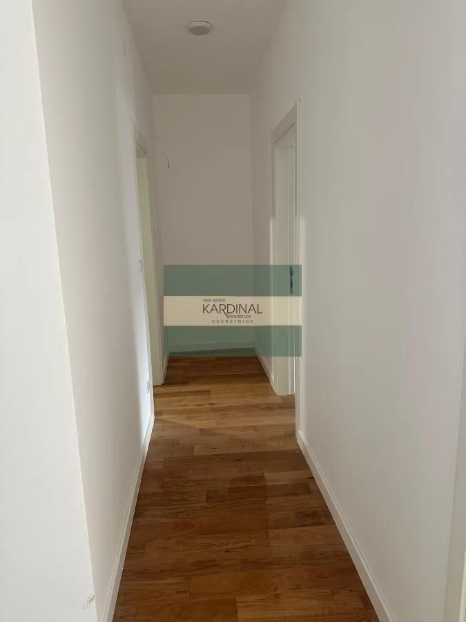 Prodaja, trosoban stan, 106m², Bubanj, Kragujevac