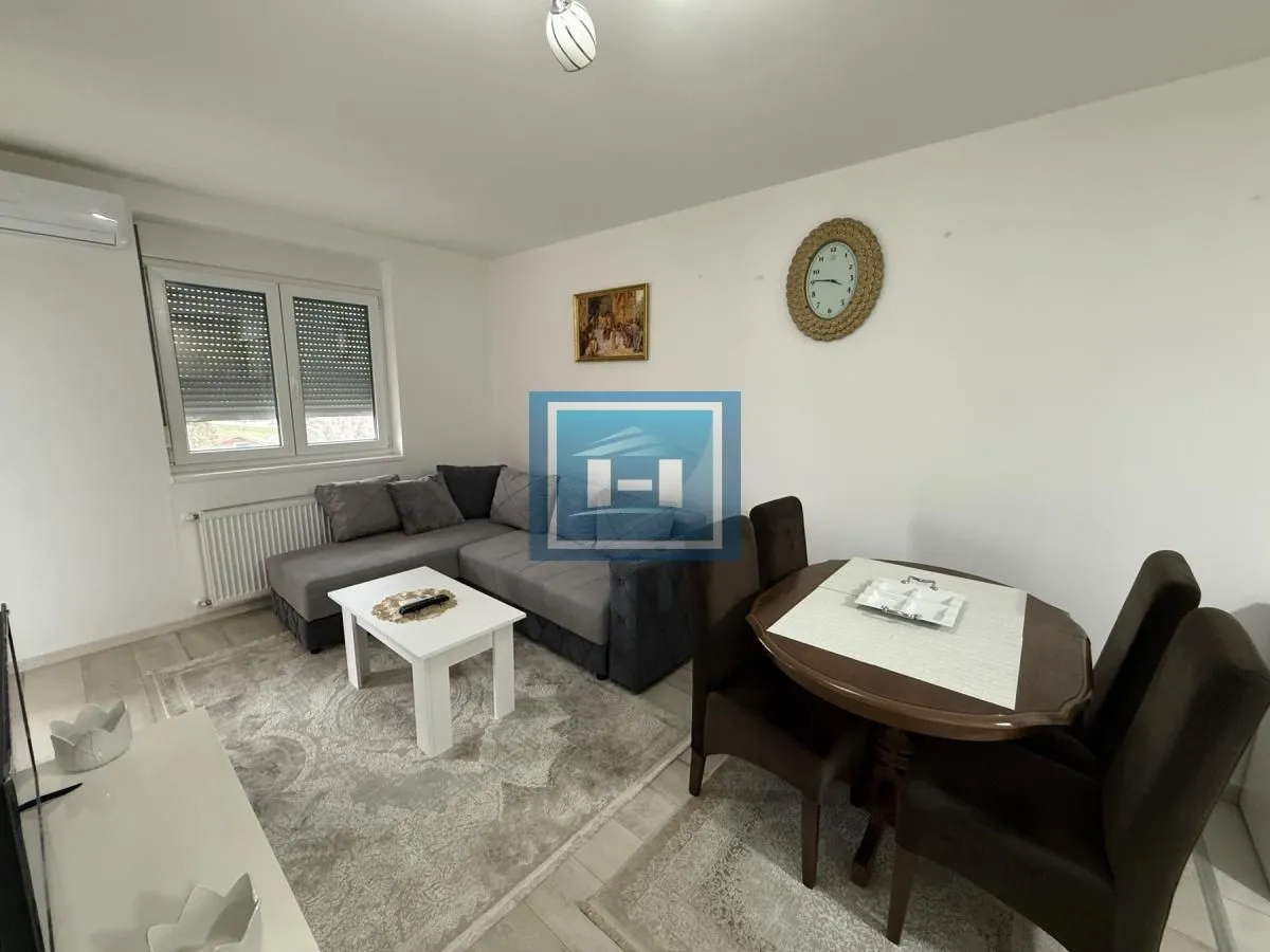 Izdavanje, jednosoban stan, 44m², Centar, Jagodina
