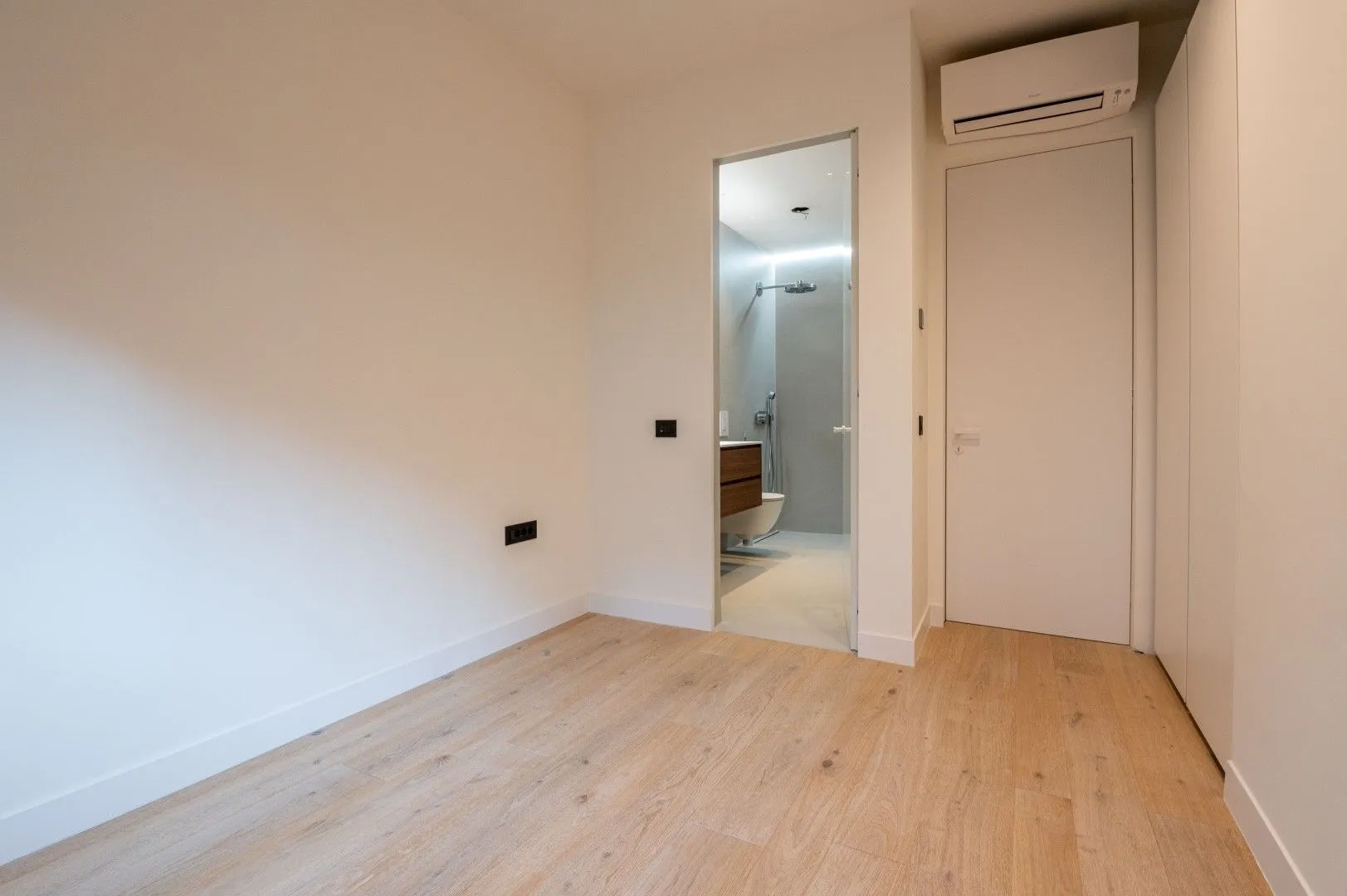 Prodaja, trosoban stan, 149m², Gospoština, Budva